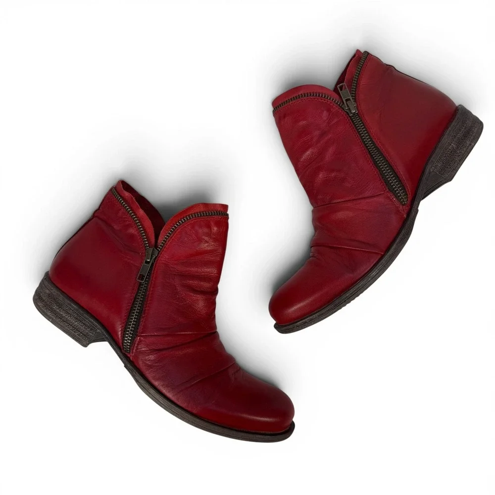 Miz Mooz Luna Ankle Boots Womens 8.5 Red Antique Leather Ruched Zippers‎